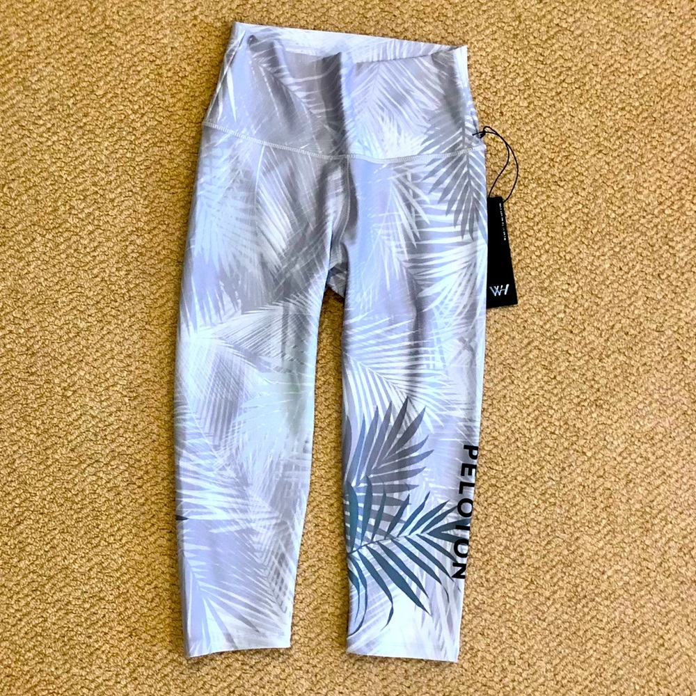 Peloton silver palms Capri tights and sweatband